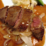 グリルフレンチ - 牛肉の照り焼きステーキ