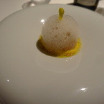 Vel  ROsier - 1509_VelROsier_前菜_ホタテ、金美人参ソース