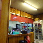 栄うどん - 店内。