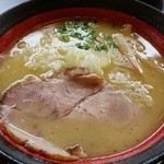 石臼玄麦自家製らーめん 丸竈 - 鶏白湯らーめん７５０円