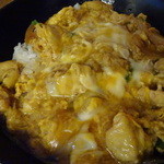 栄うどん - 親子丼５６０円。