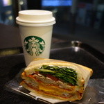 スターバックス・コーヒー - 料理写真:クラブハウスサンドとカフェモカ