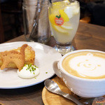 towa mowa cafe - 