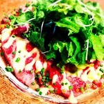 デリツィエ - 和牛モモ肉のカルパッチョ