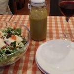 ピッツェリア 薪と石 - サラダ＆自家製ふきのとうドレッシングが美味