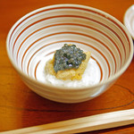 松川 - 【秋】カザフスタンの天然のベルーガのキャビアと唐津の赤雲丹の飯蒸し（2015.09.26）