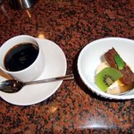 やまみや - デザートとサラダ