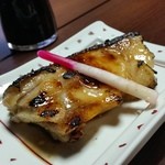 くれない苑 - 「アブラボウズの照焼き」、脂ノリがよく照り照りでいい艶を出しています