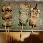 串焼処まとい - なすチーズ巻き、オクラ巻き、ねぎ巻き