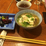 たこ梅 本店 - 〆の出汁ご飯。豆腐ものって美味しそう。もう少し安ければね。