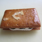 42313994 - 20150927  御茶ノ水小川軒のレーズンウィッチ