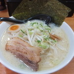 えび豚骨拉麺 春樹 - 濃厚とんこつ塩ラーメン