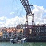 Bar Kaixo - ネルビオン川に架かっている世界最古の運搬橋なのです。