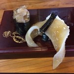 ふかひれのにぎり。