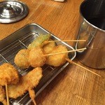 Otafuku - おまかせ串盛りとソース