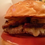 スモーキーネギチャーシューバーガー（仮）