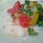 ル・ジュー・ドゥ・ラシエット  - タコのカルパッチョ サラダ仕立て