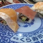 無添くら寿司 千葉中央店 - 最近好きな　プチ寿司 　小さいですが３品＆シャリは巻物で結構凝ってます。