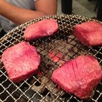炭火焼肉 日本橋イタダキ - 