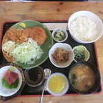 いっすんぼうし - とんかつ定食