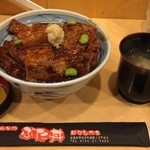 ☆半バラ豚丼☆並盛