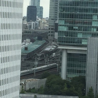 銀座しゃぶ通 マロニエゲート店 - 東京駅のホームが見える