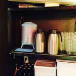 麺屋 號tetu - お冷ゎ セルフですょ(*^ｰ◇ゞｺﾞｸｺﾞｸ♪