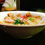 麺屋 號tetu - ﾊﾟｼｬｯ Σp[【◎】]ｑゝ ω・*)