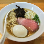 「煮干ソバ（S）」750円（2015年9月）