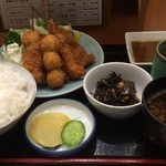 串揚げ 珍串 - 串かつ定食：1,020円