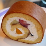 ホテルニューオータニ幕張 ザ・ラウンジ - フルーツロールケーキ