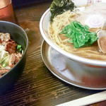 フスマにかけろ 中崎壱丁 中崎商店會1-6-18号ラーメン - 2015.9 (限定)にぼぐり中華そば