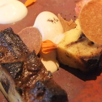 アニエルドール - ★dessert　デセール　ドライイチジクのフラン　スパイスのアイス