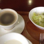 サンサイドホテル - コーヒーとサラダ