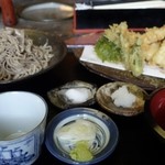 蕎麦喰い処 利めい庵