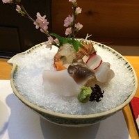 美味いもん屋 わ多なべ - 造り盛り合わせ（写真：ガス海老、あわび、ひらめ、いか、赤貝、帆立）