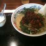 阿里城 - 坦仔麺と半チャーハンセット