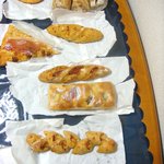 フール・ドゥ・アッシュ - 　ここから’１０．４月分食事パン