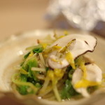 うを徳 - 信州（しなの）松茸（まつたけ）、菊花（きつくわ）、三つ葉