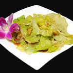 Stir-fried lettuce with oyster sauce