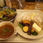 ブールバール - オマールエビベースのスープカレー！800円！