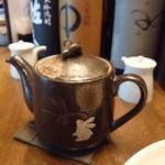 兎屋 - うさぎ柄のポット。かわいいです。