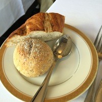 エリゼ光 - 自家製ライ麦パンと醤油パン