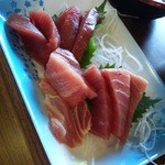 大間港特設会場 - 大間マグロの刺身