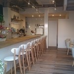 MONMOS cafe - 店内 カウンター