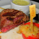 Chicago Cut Steakhouse - フィレミニヨンステーキ、センターカット　６オンス（これはその半分です）