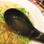 小豆島ラーメンヒシオ - スープ