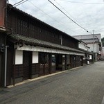 但馬屋老舗 - 趣のある外観