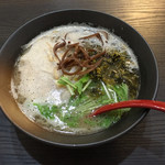 茉莉花 - 高菜ラーメン ハーフ
      