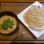 Oumi Jukusei Shouyu Ra-Men Juunibunya - 辛海老つけ麺 濃厚ですがしつこくなかったです。